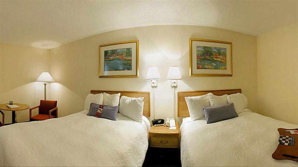 Wyndham Garden Marietta Atlanta North Hotel Exterior photo
